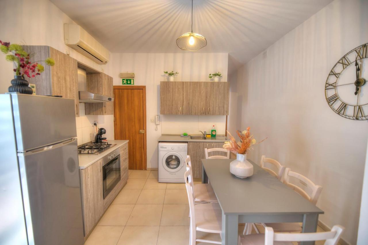 2Bedroom With Large Terrace In Paceville Jpor1-1 Saint Julian's ภายนอก รูปภาพ